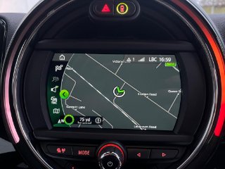 /photos/11813/208e476f-8967-4ef4-b982-03d4929ce877_i320x240.jpg
