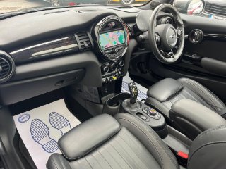 /photos/11813/93a33208-b05a-405c-9d72-e141e2807679_i320x240.jpg