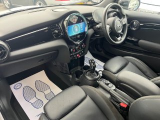 /photos/11813/aa8e6e38-de16-41f0-8087-cc9f16b9ec95_i320x240.jpg